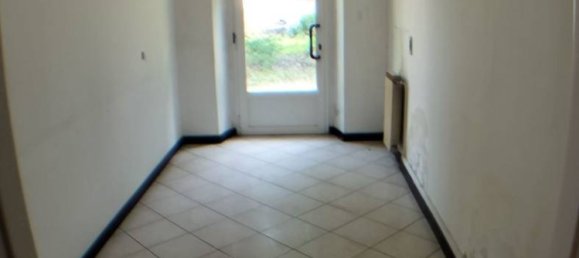 6 chambres Maison à Rovellasca, Italy No. 260678 10