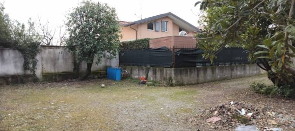 6 chambres Maison à Rovellasca, Italy No. 260678 24