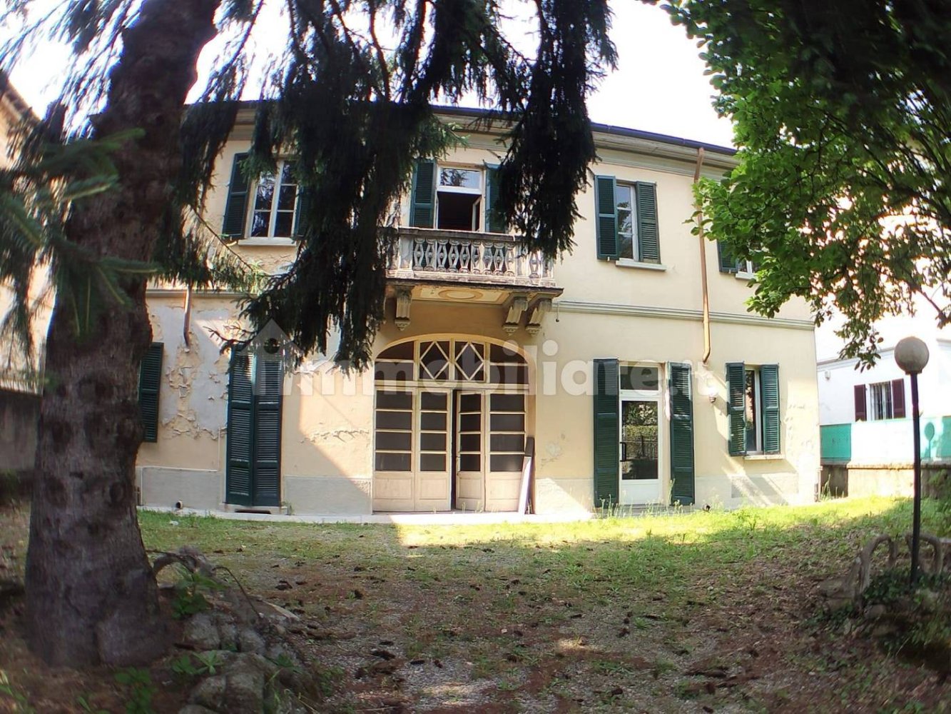 6 chambres Maison à Rovellasca, Italy No. 260678