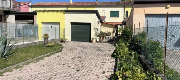 3 rooms House in Piove di Sacco, Italy No. 290161 27