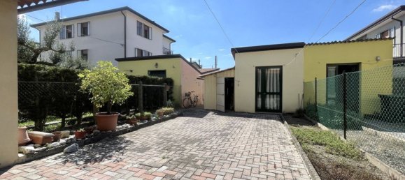 3 rooms House in Piove di Sacco, Italy No. 290161 23