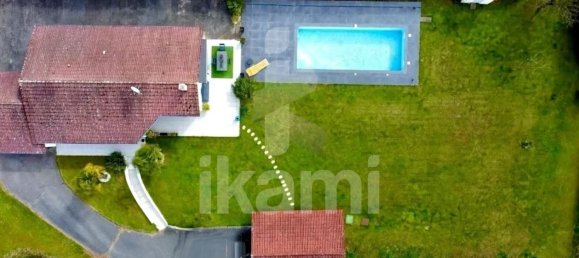 Casa de 3 dormitorios en Saint-Pierre-de-Cherennes, France No. 195078 14