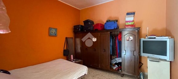 3 rooms Apartment in Palermo, Italy No. 175166 3