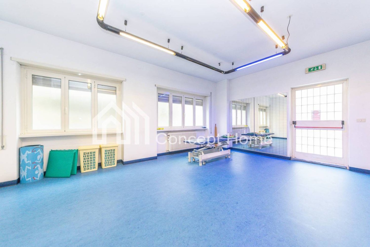 5غرفة مكتب في Rome, Italy رقم 170009