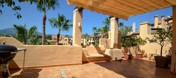 3 bedrooms Penthouse in Estepona, Spain No. 37169 19