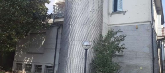 4 bedrooms Villa in Vigevano, Italy No. 365653 3