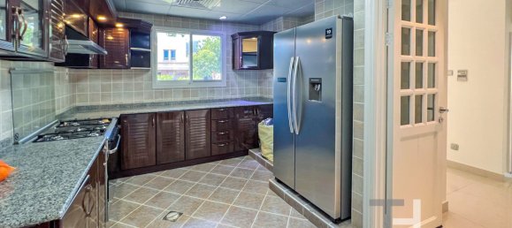 Moradia em banda T3 em The Springs, UAE N.º 28803 3