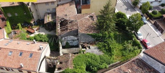 12 bedrooms House in Fumane, Italy No. 371040 3