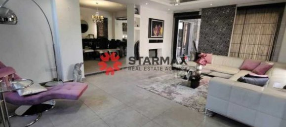 Villa de 5 dormitorios en Oroklini, Cyprus No. 67352 10