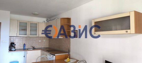 Квартира с 2 спальнями в Свети-Влас, Болгария № 579 13