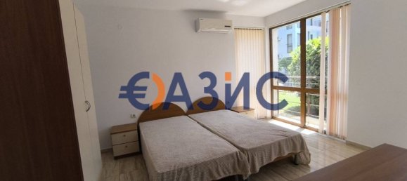 Квартира с 2 спальнями в Свети-Влас, Болгария № 579 7