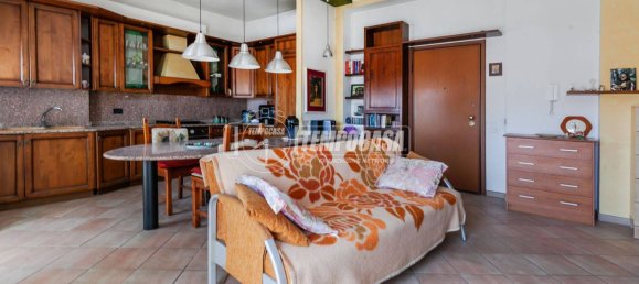 1 bedroom Apartment in Bresso, Italy No. 321294 6