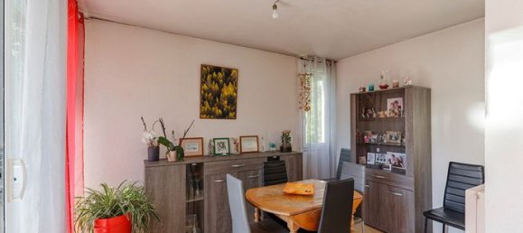 Apartamento de 2 dormitorios en Villers-le-Lac, France No. 354270 3