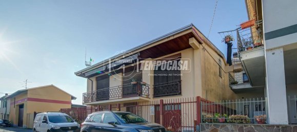 2 غرف نوم فيلا في Turbigo, Italy رقم 16010 28