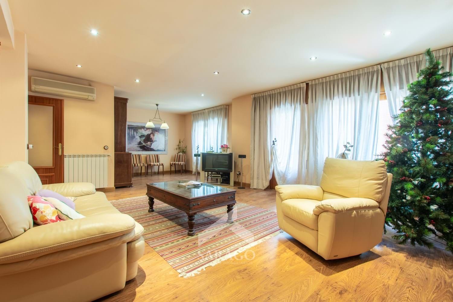 5 bedrooms Duplex in Guadalajara, Spain No. 252088