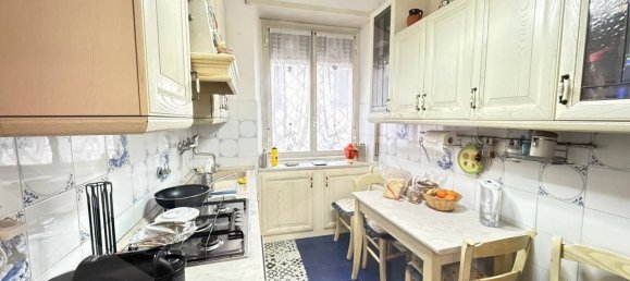 3 rooms Apartment in Rome, Italy No. 22881 6