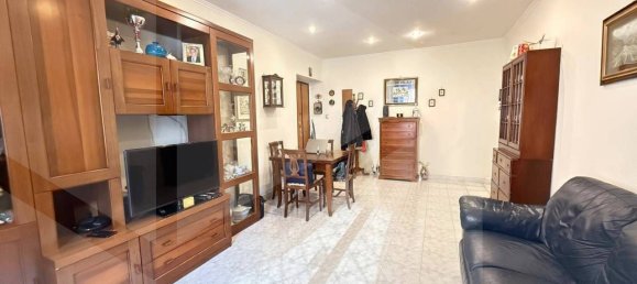 3 rooms Apartment in Rome, Italy No. 22881 4
