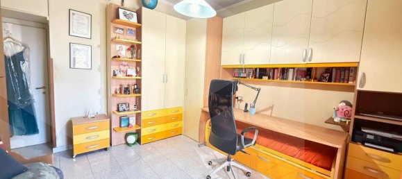 3 rooms Apartment in Rome, Italy No. 22881 13