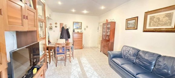 3 rooms Apartment in Rome, Italy No. 22881 5