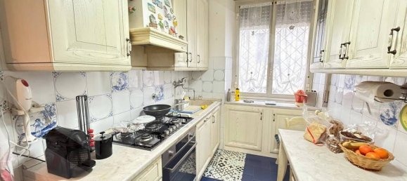 3 rooms Apartment in Rome, Italy No. 22881 9