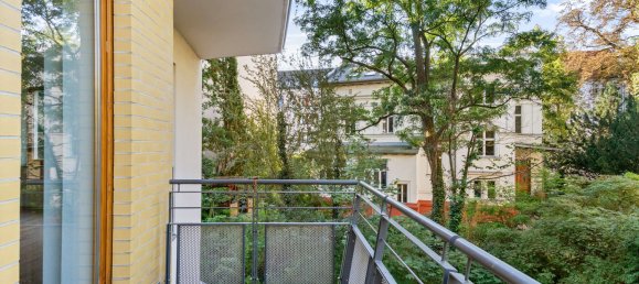 Квартира с 2 спальнями в Панков, Германия № 355580 3