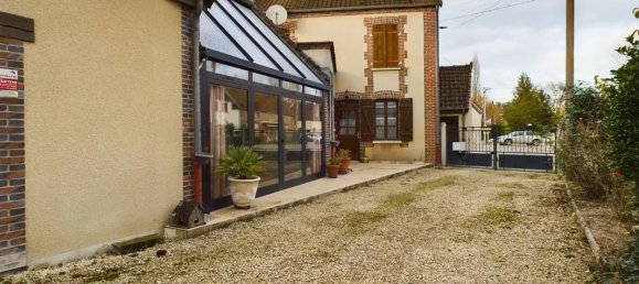 4 chambres Maison à Romilly-sur-Seine, France No. 159041 3