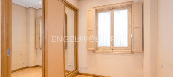 2 bedrooms Apartment in Madrid, Spain No. 135685 13