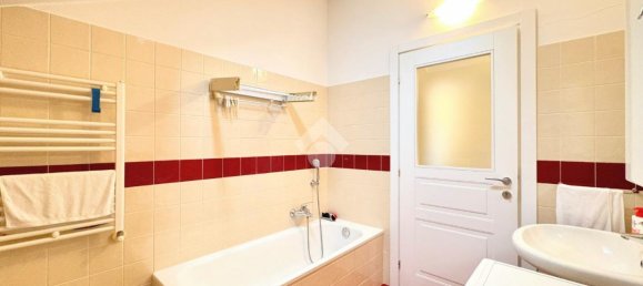 6غرفة شقة في La Loggia, Italy رقم 142874 27