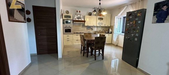 4 bedrooms Villa in Giugliano in Campania, Italy No. 315828 9