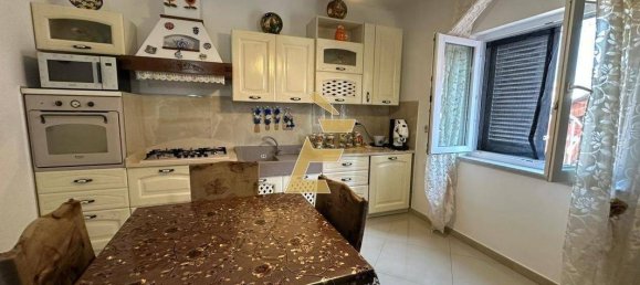 4 bedrooms Villa in Giugliano in Campania, Italy No. 315828 10