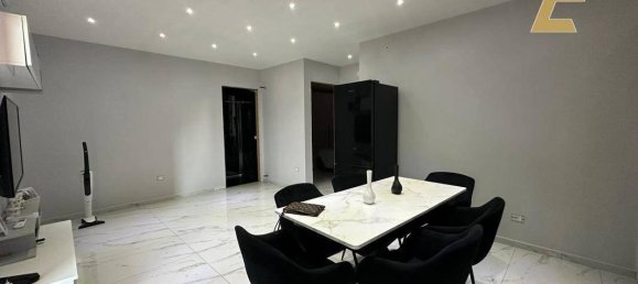 4 bedrooms Villa in Giugliano in Campania, Italy No. 315828 2
