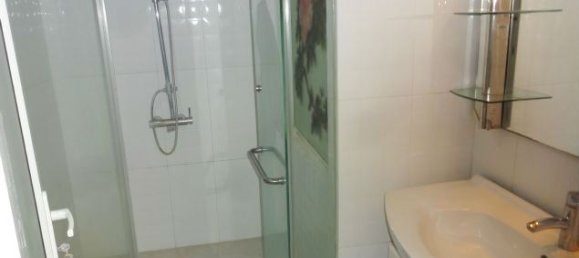 Casa de 4 dormitorios en Tay Ho, Vietnam No. 1787 16