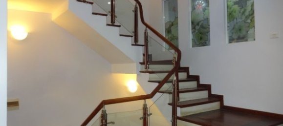 Casa de 4 dormitorios en Tay Ho, Vietnam No. 1787 20