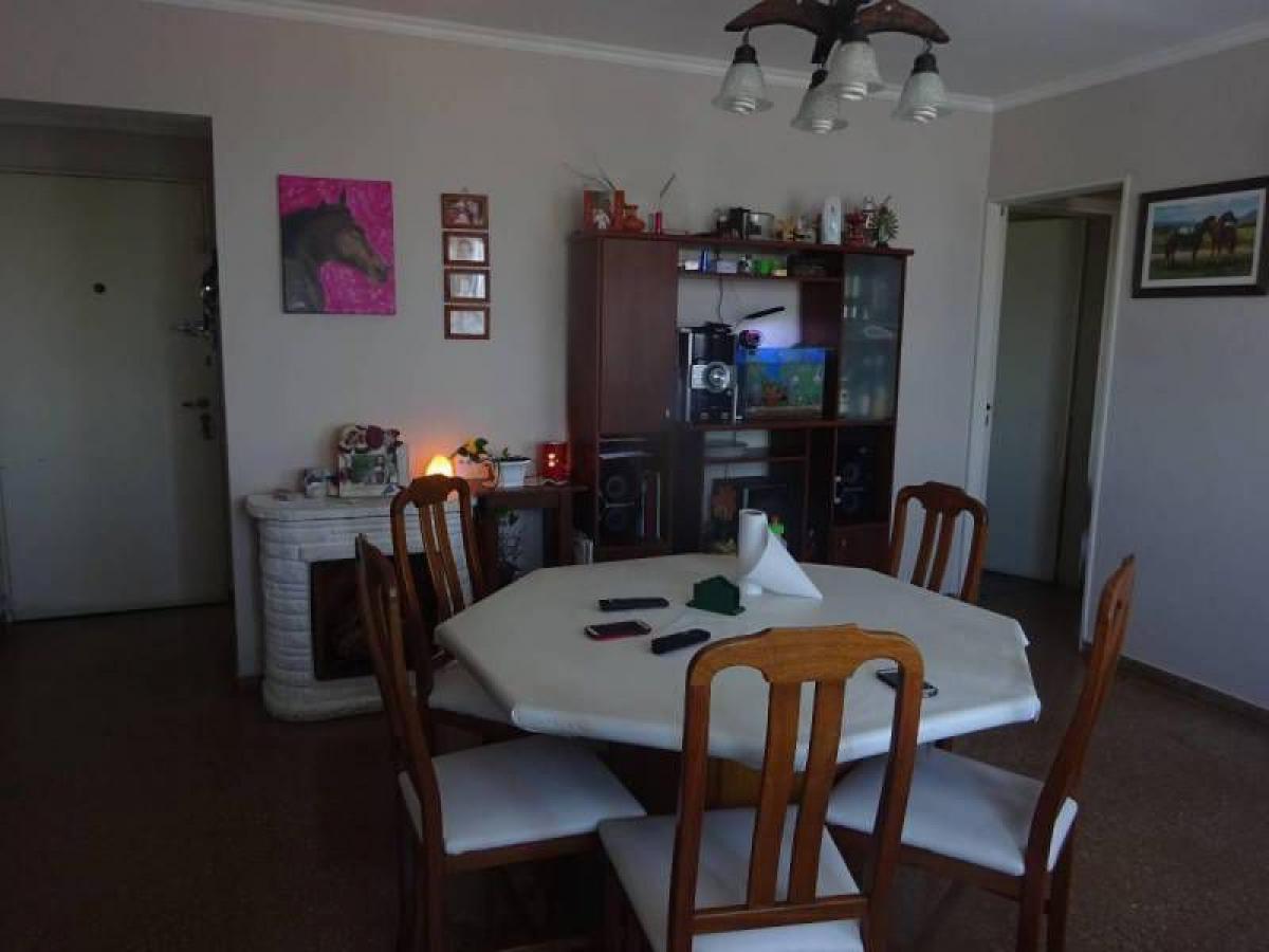 2 bedrooms Apartment in Lomas de Zamora, Argentina No. 16451