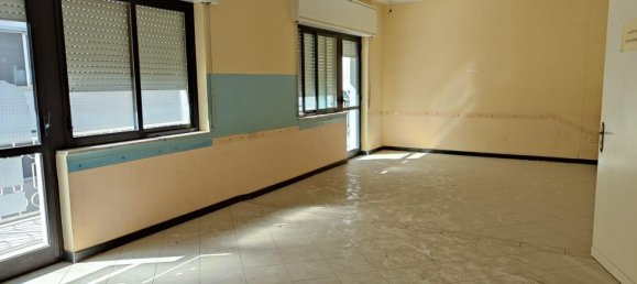 5 rooms Apartment in Nola, Italy No. 65898 6