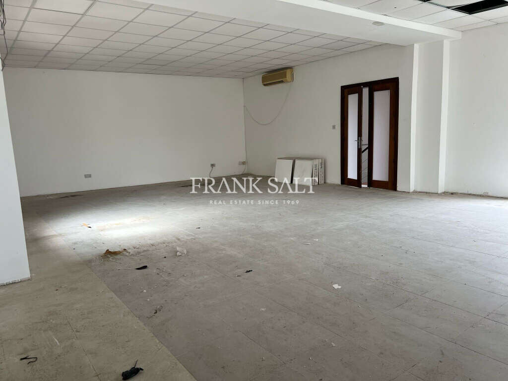 Bureau à Msida, Malta No. 13182