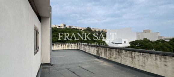 Bureau à Msida, Malta No. 13182 4