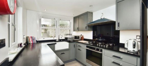 2 bedrooms Commercial property in Maidstone, United Kingdom No. 10738 3