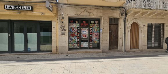 70m² Commercial property in Vittoria, Italy No. 51711 2