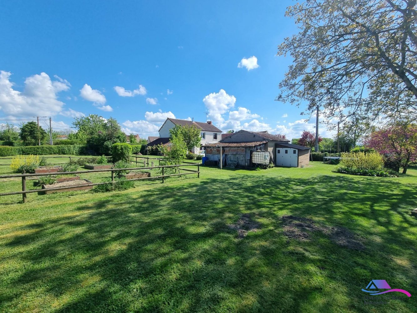 5 chambres Maison à Vicq-Exemplet, France No. 160703