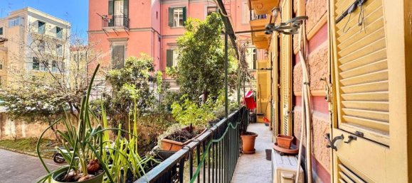 4 rooms Apartment in Naples, Italy No. 38958 5