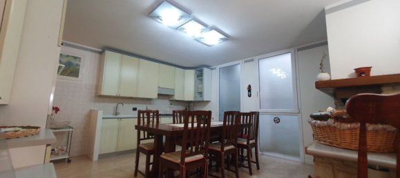 5 bedrooms Villa in San Giovanni Lupatoto, Italy No. 374927 12