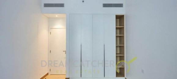 1 bedroom Apartment in Jumeirah, UAE No. 2609 2