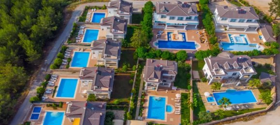 Villa 4+1 in Oludeniz, Turkey No. 10879 10