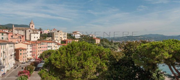 Apartamento de 2 dormitorios en Portovenere, Italy No. 157608 3