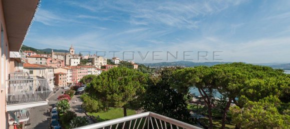 Apartamento de 2 dormitorios en Portovenere, Italy No. 157608 2