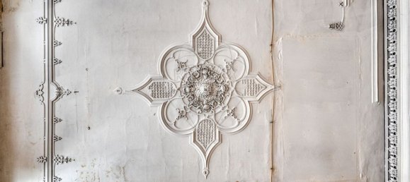 335m² Building in Porto, Portugal No. 142698 7