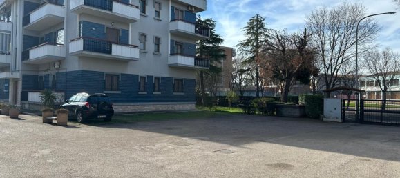 4 rooms Apartment in Foggia, Italy No. 141684 32