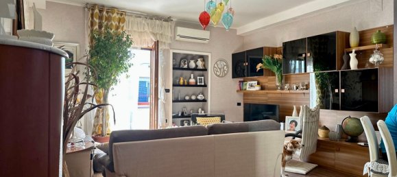 4 rooms Apartment in Foggia, Italy No. 141684 8