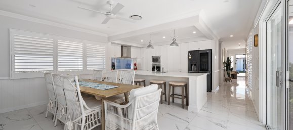 3 bedrooms House in Beachmere, Australia No. 471 5